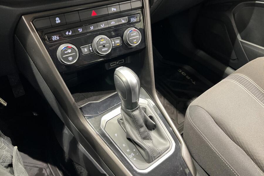 Volkswagen T-Roc vaihtoauto