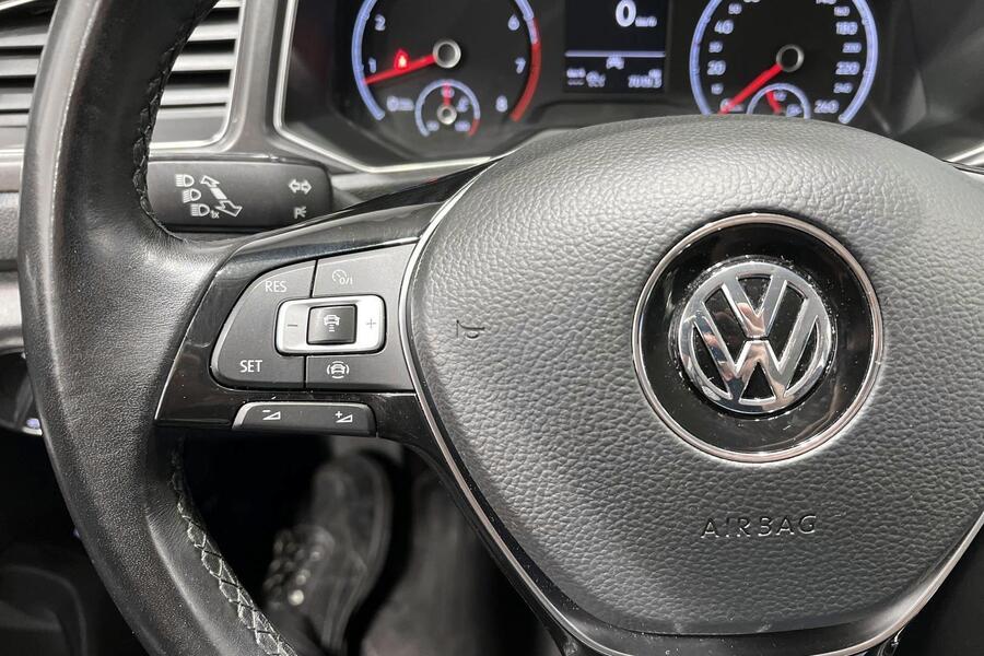 Volkswagen T-Roc vaihtoauto