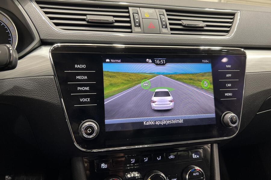 Skoda Superb vaihtoauto