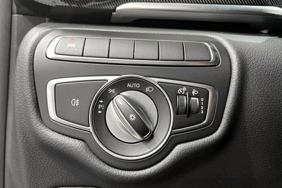 Mercedes-Benz EQV vaihtoauto