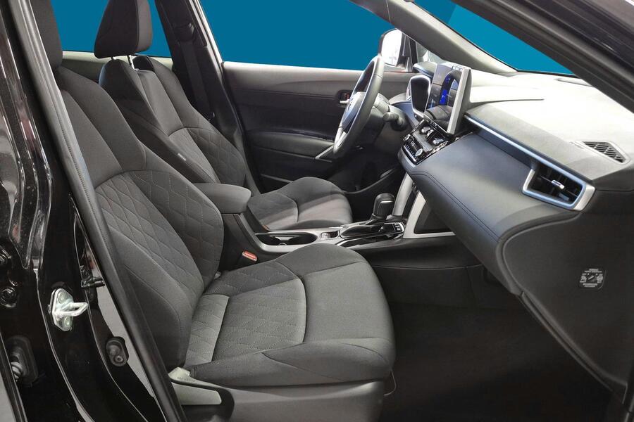 Toyota Corolla Cross vaihtoauto