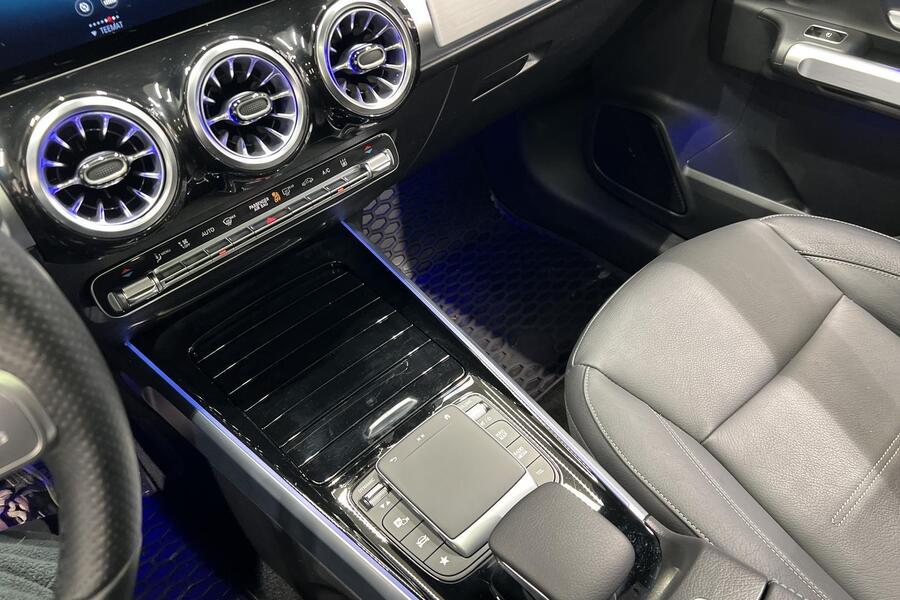 Mercedes-Benz EQB vaihtoauto