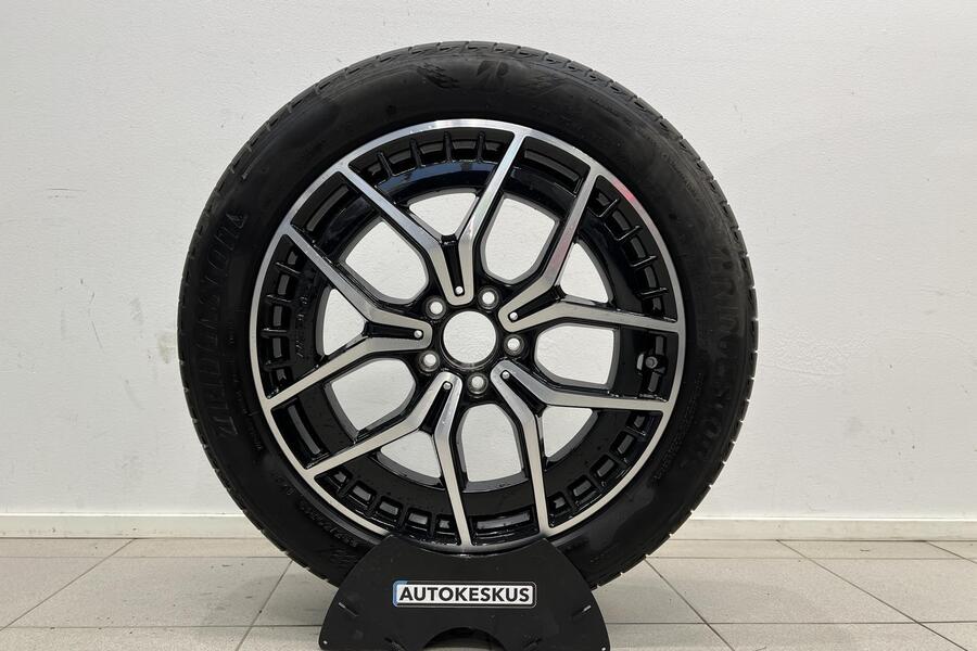 Mercedes-Benz EQB vaihtoauto