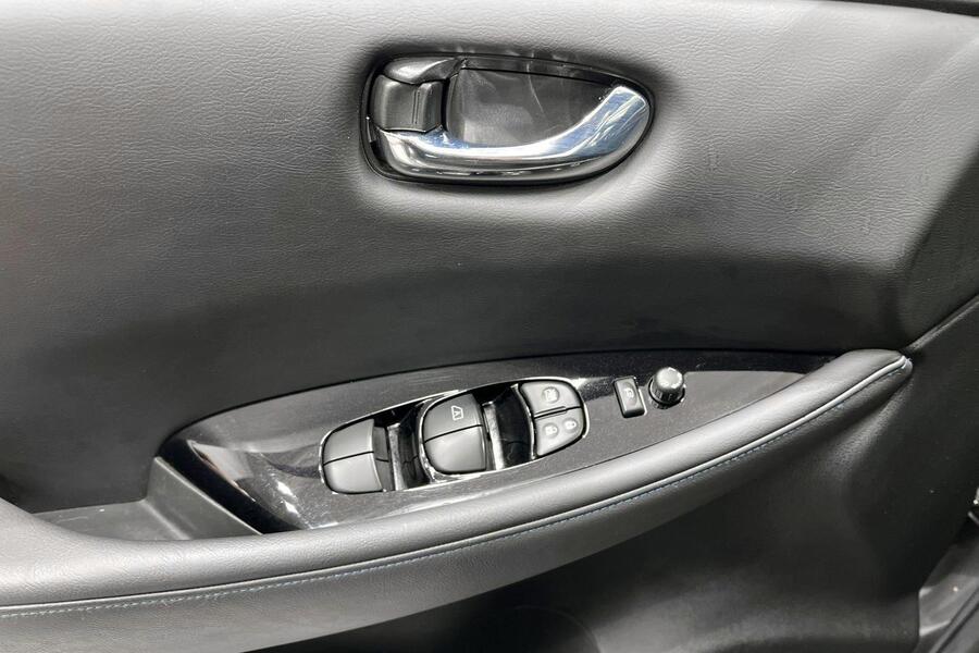 Nissan Leaf vaihtoauto