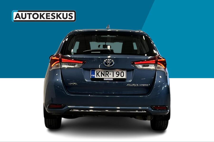 Toyota Auris vaihtoauto