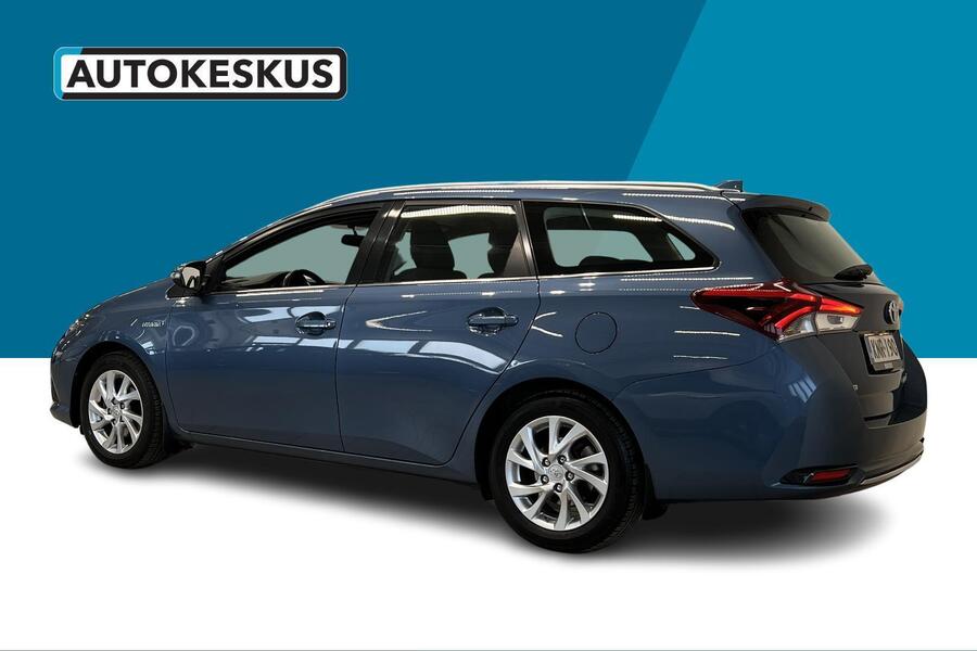 Toyota Auris vaihtoauto