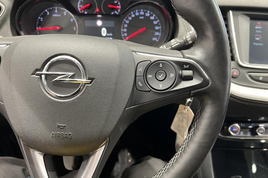 Opel Grandland X vaihtoauto