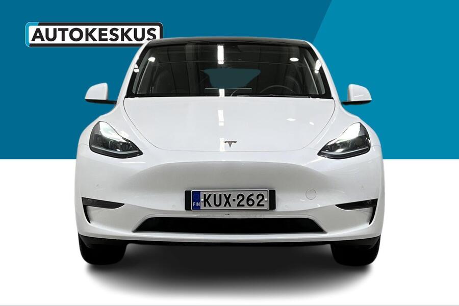 Tesla Model Y vaihtoauto