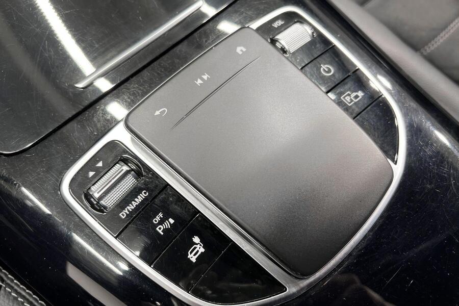 Mercedes-Benz EQC vaihtoauto