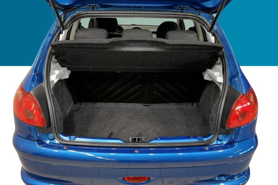 Peugeot 206 vaihtoauto