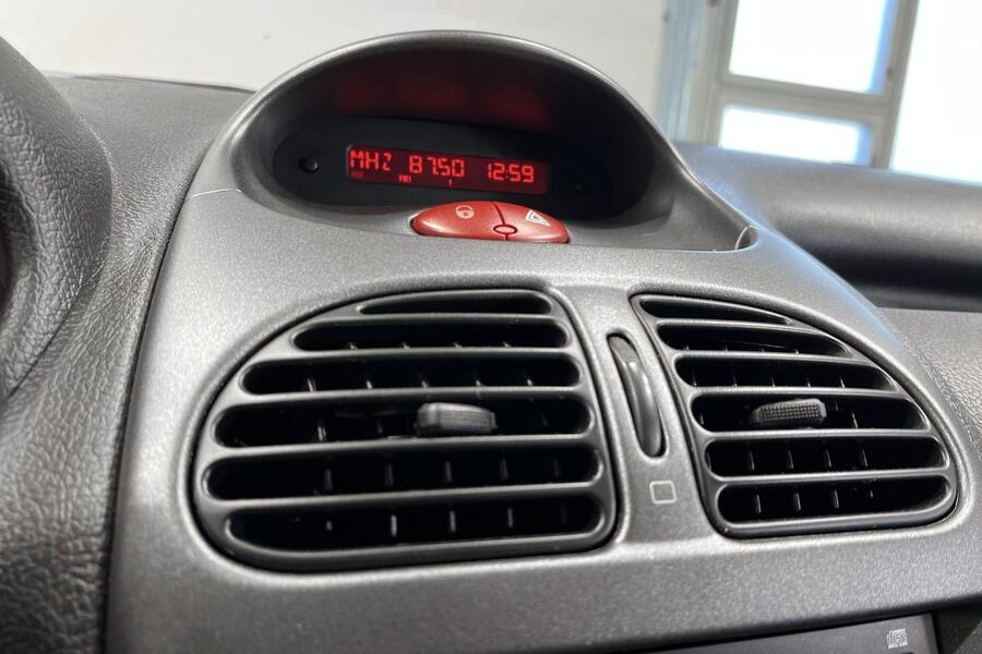 Peugeot 206 vaihtoauto