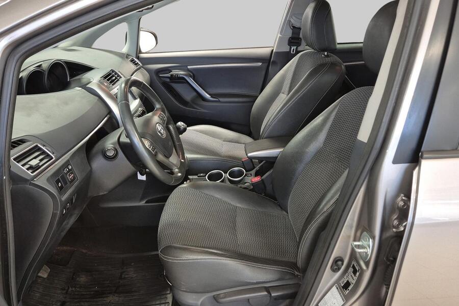 Toyota Verso vaihtoauto