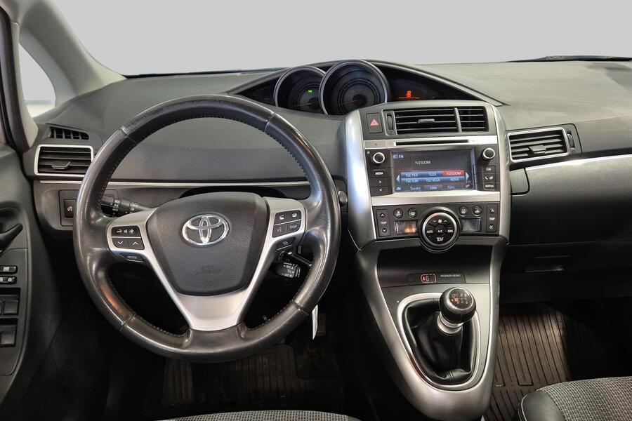 Toyota Verso vaihtoauto