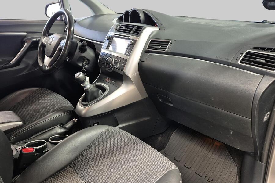 Toyota Verso vaihtoauto