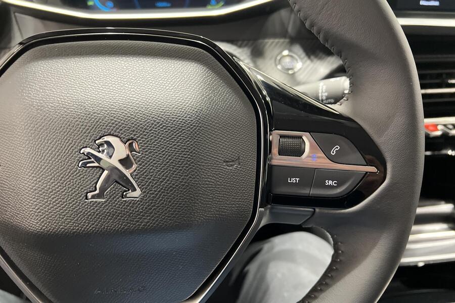 Peugeot e-208 vaihtoauto