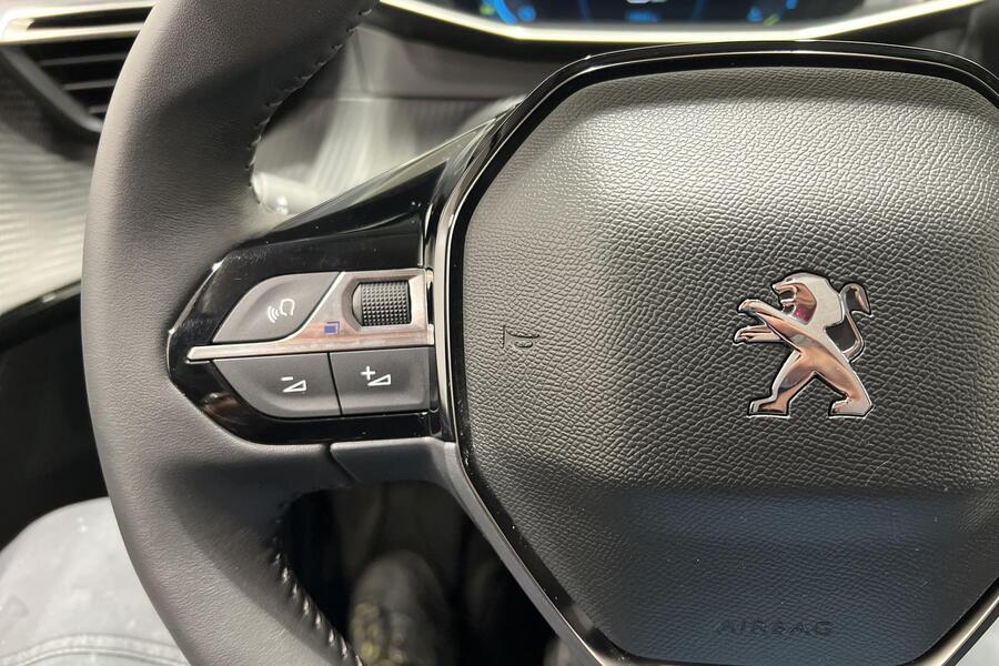 Peugeot e-208 vaihtoauto