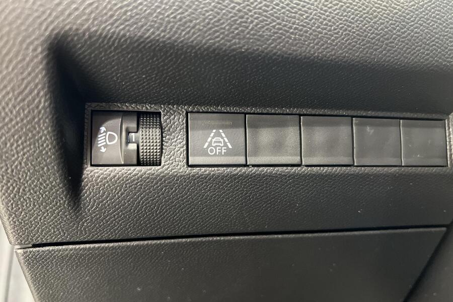 Peugeot e-208 vaihtoauto