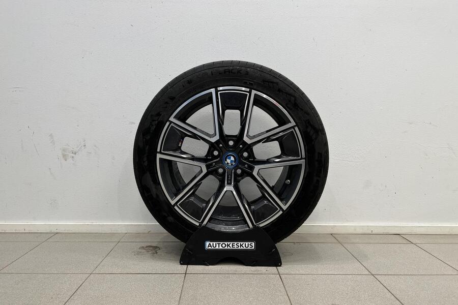 BMW i4 M50 vaihtoauto