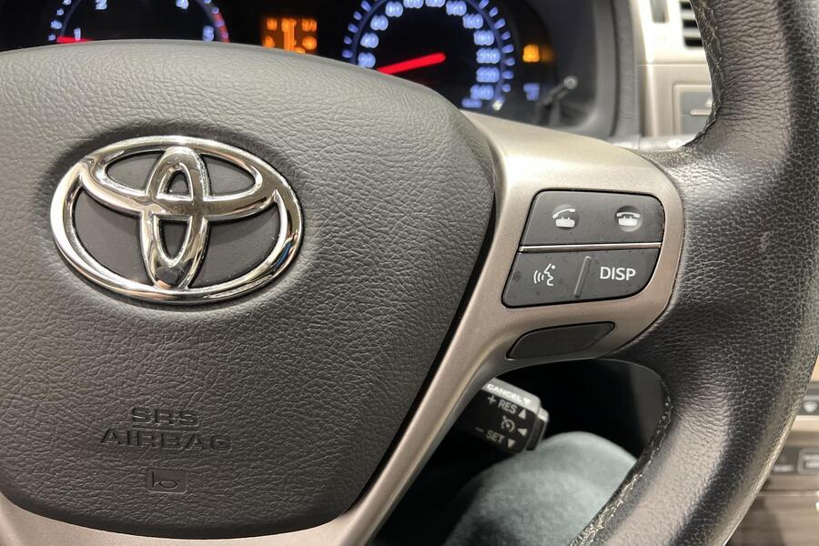 Toyota Avensis vaihtoauto