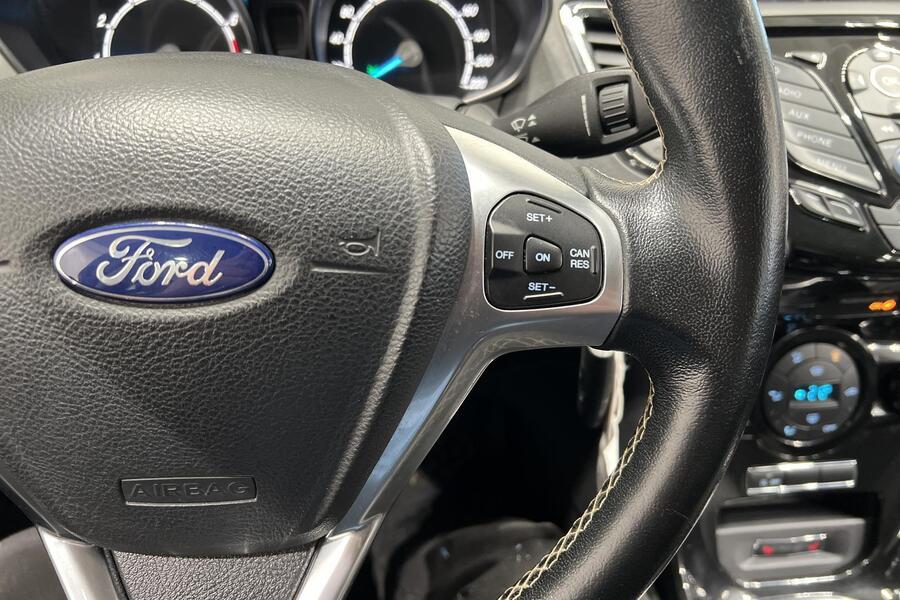 Ford Fiesta vaihtoauto