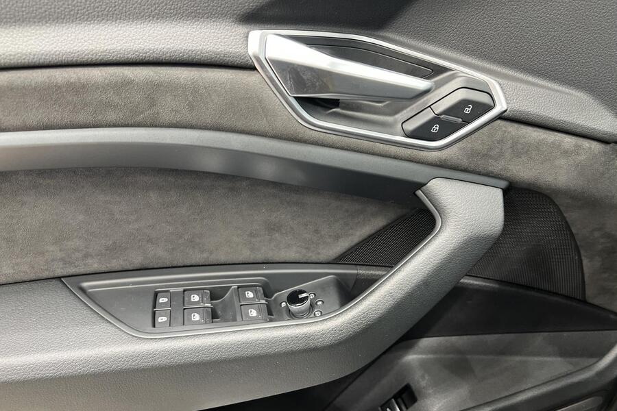 Audi e-tron vaihtoauto