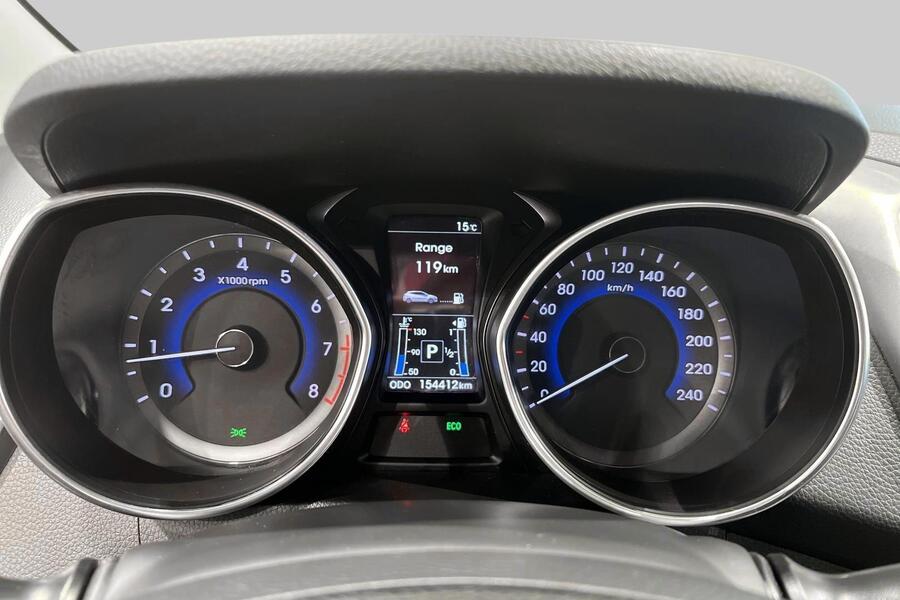 Hyundai i30 5d vaihtoauto