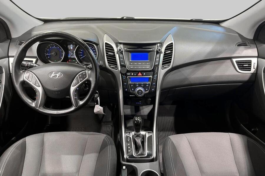 Hyundai i30 5d vaihtoauto