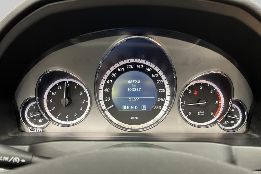 Mercedes-Benz E vaihtoauto