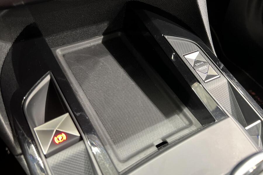 DS 3 Crossback vaihtoauto