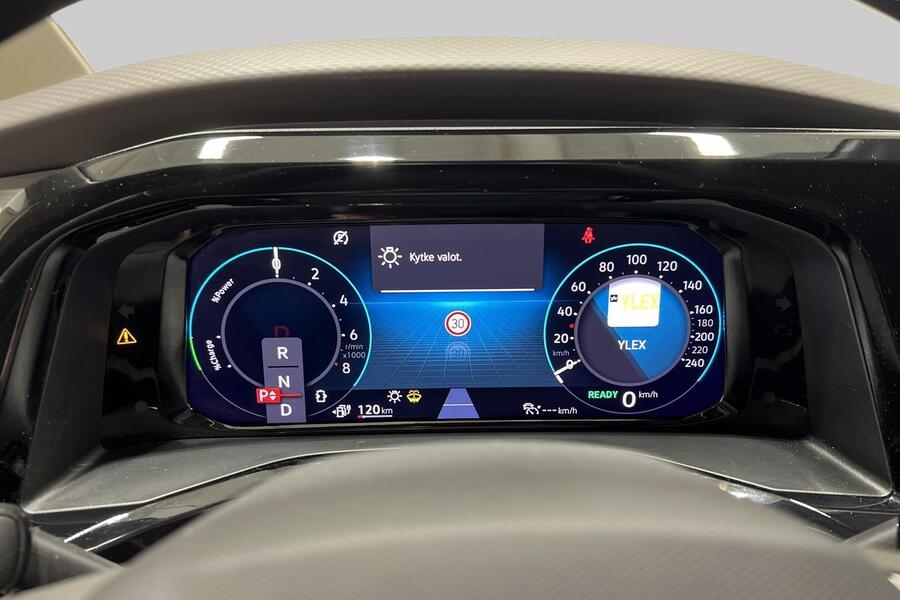 Volkswagen Multivan vaihtoauto