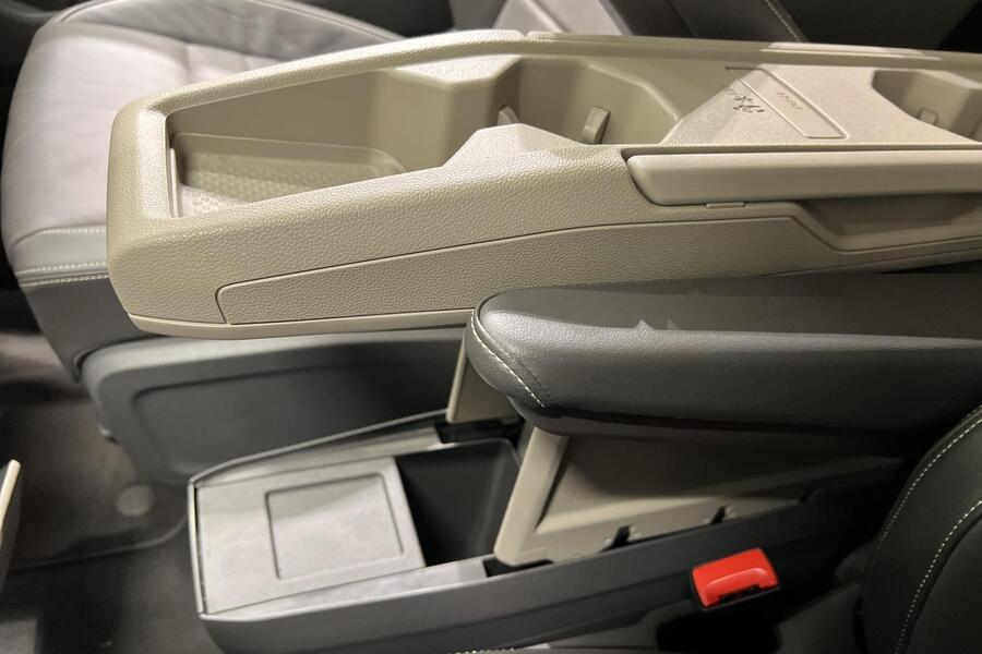 Volkswagen Multivan vaihtoauto