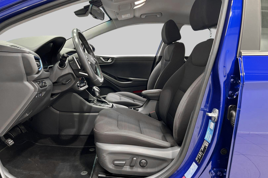 Hyundai IONIQ hybrid vaihtoauto