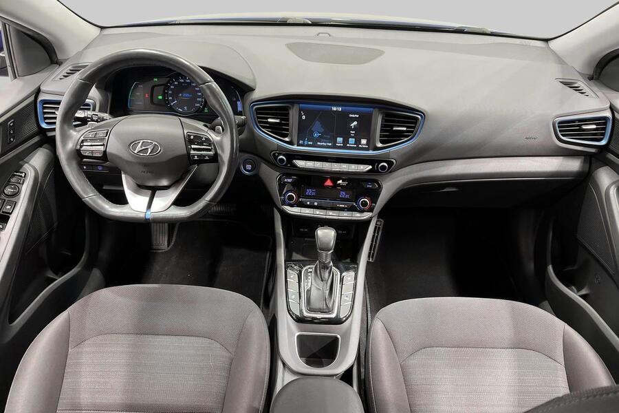 Hyundai IONIQ hybrid vaihtoauto