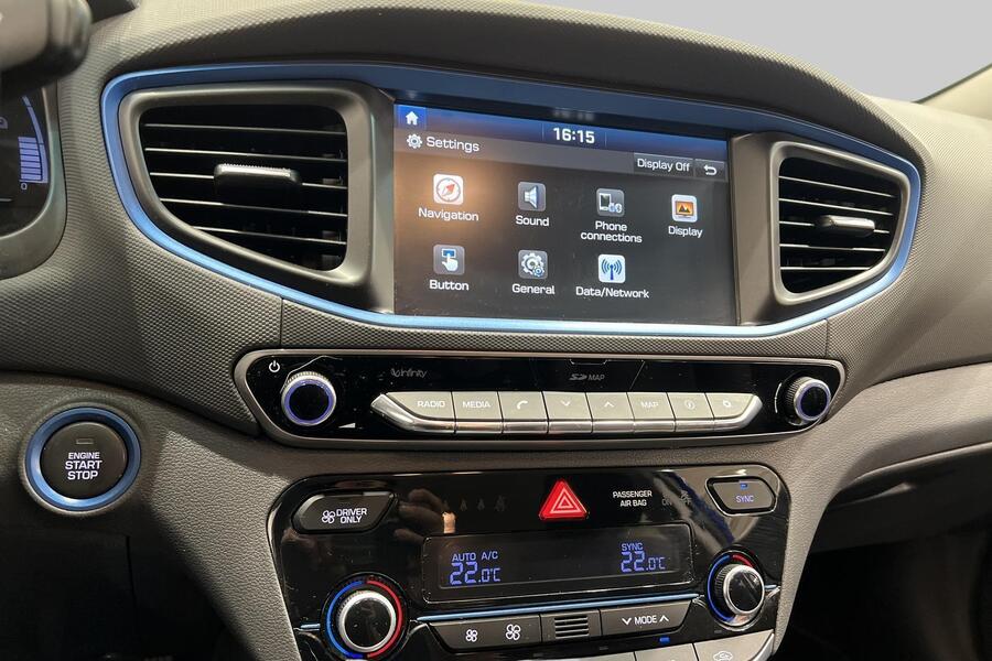 Hyundai IONIQ hybrid vaihtoauto