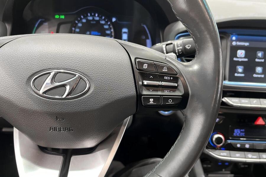 Hyundai IONIQ hybrid vaihtoauto