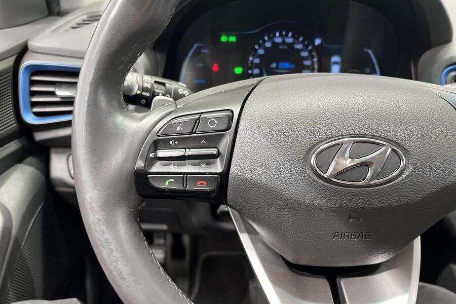 Hyundai IONIQ hybrid vaihtoauto