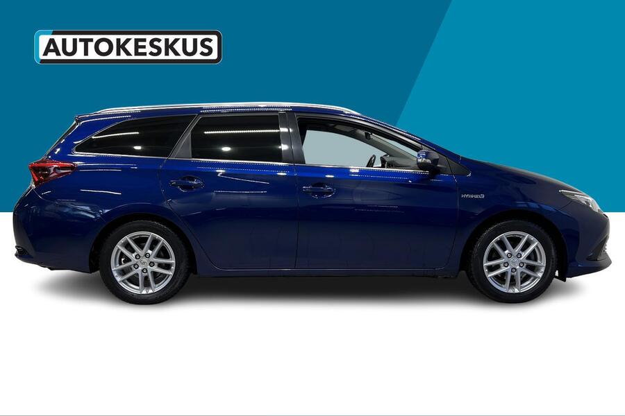 Toyota Auris vaihtoauto