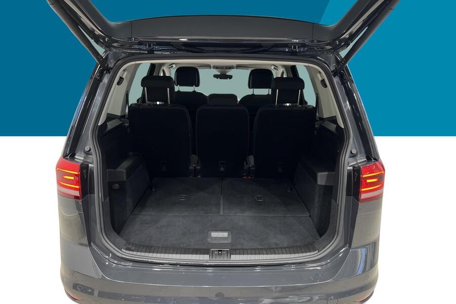 Volkswagen Touran vaihtoauto