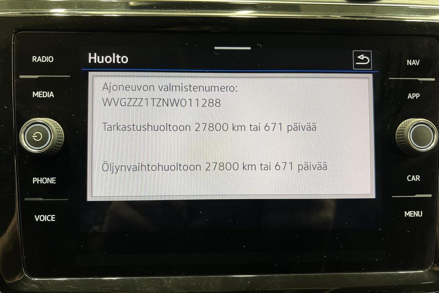 Volkswagen Touran vaihtoauto