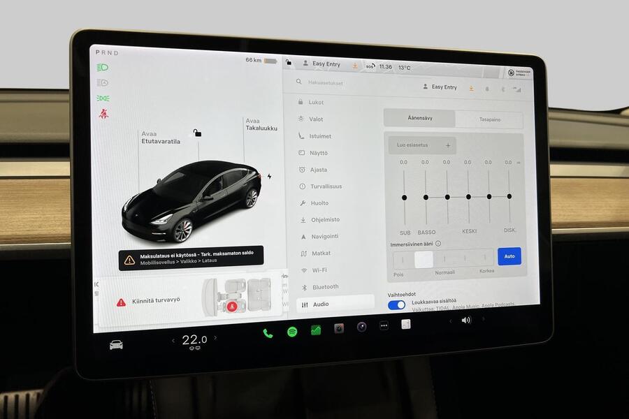 Tesla Model 3 vaihtoauto