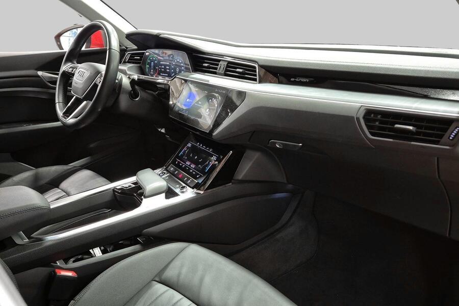 Audi e-tron vaihtoauto