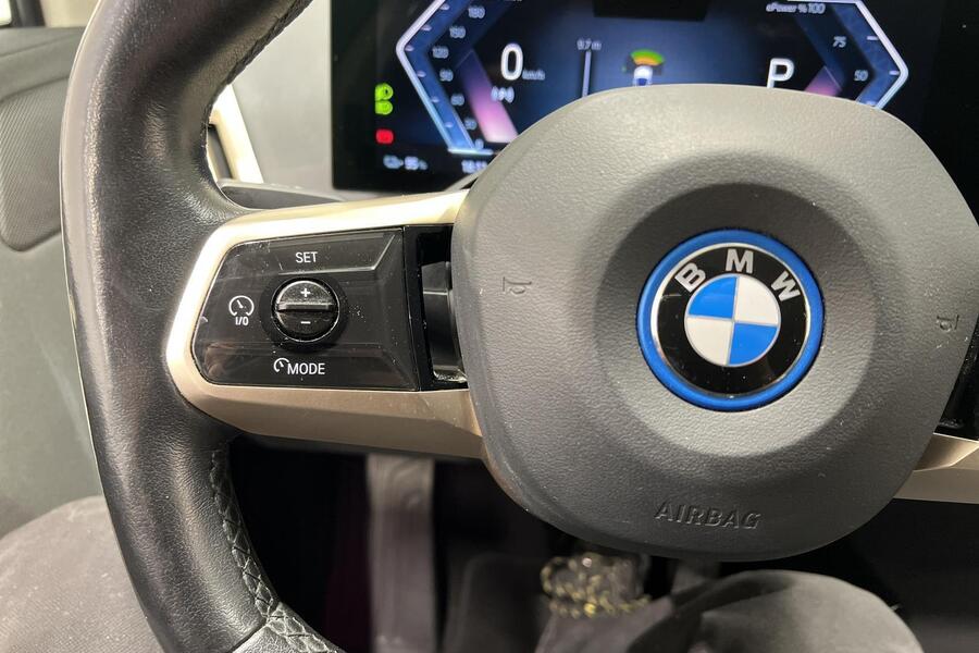 BMW iX vaihtoauto