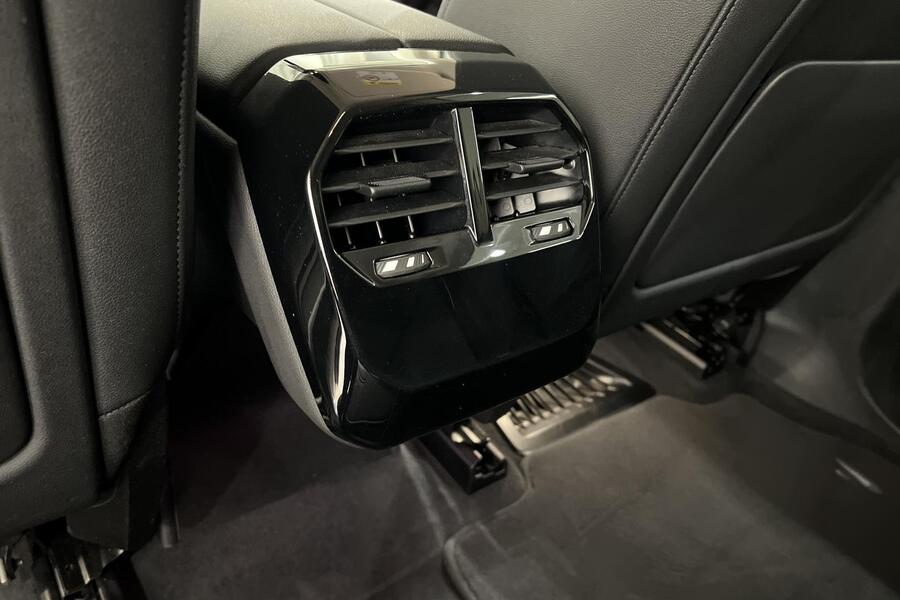 BMW iX vaihtoauto