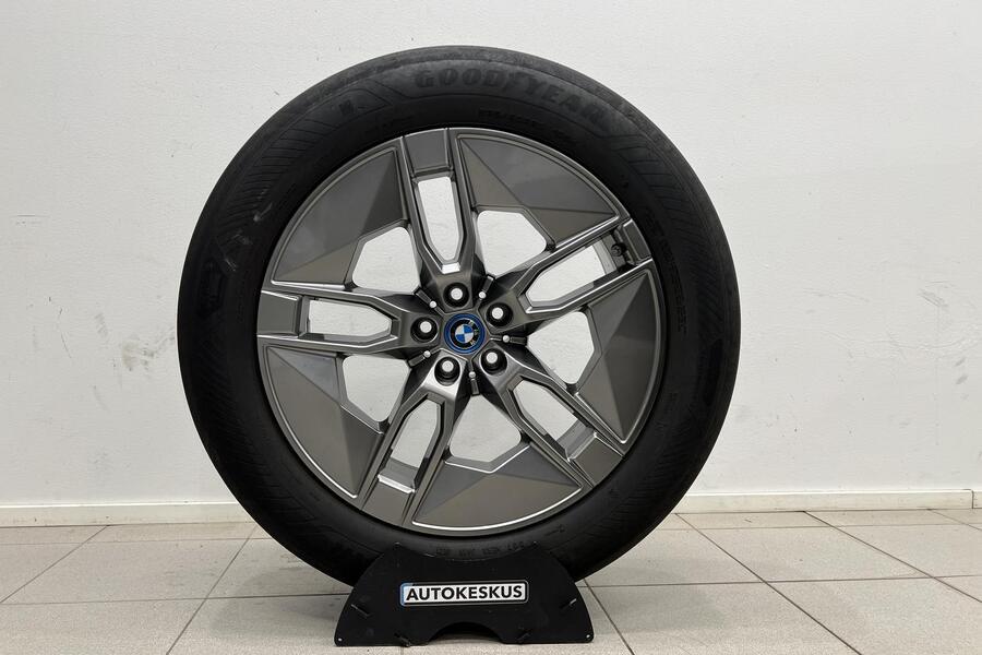 BMW iX vaihtoauto