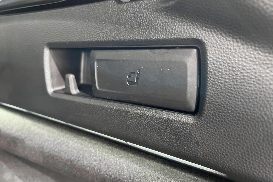 Suzuki Swace vaihtoauto