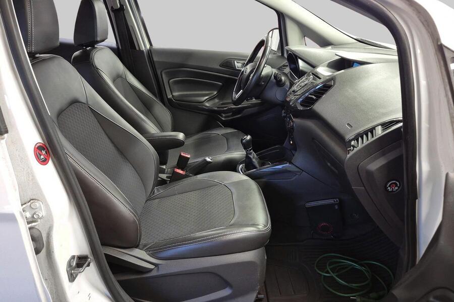 Ford Ecosport vaihtoauto