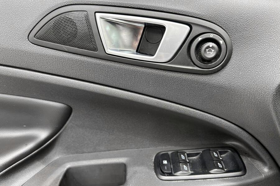 Ford Ecosport vaihtoauto