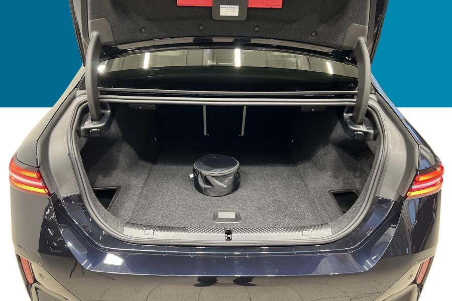 BMW i5 vaihtoauto