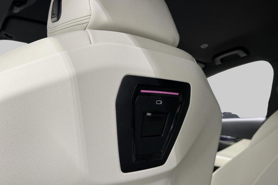 BMW i5 vaihtoauto