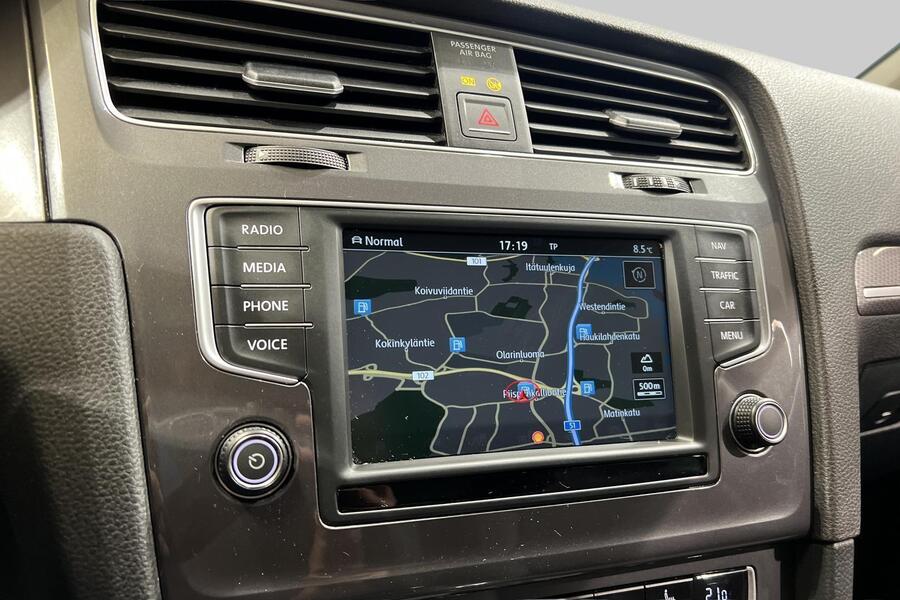 Volkswagen Golf vaihtoauto